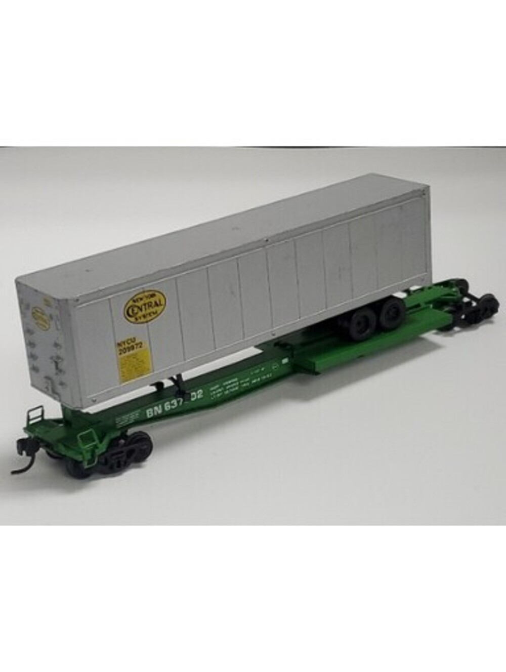 WALTHERS New York Central Flat Car With Trailer BN637502 Excellent Condition